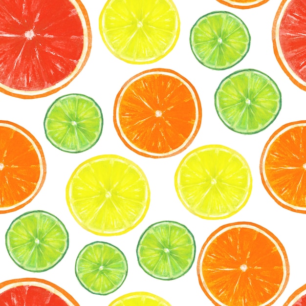 白い背景の上の水彩画の手描きのシームレスな柑橘系の果物のスライスパターン