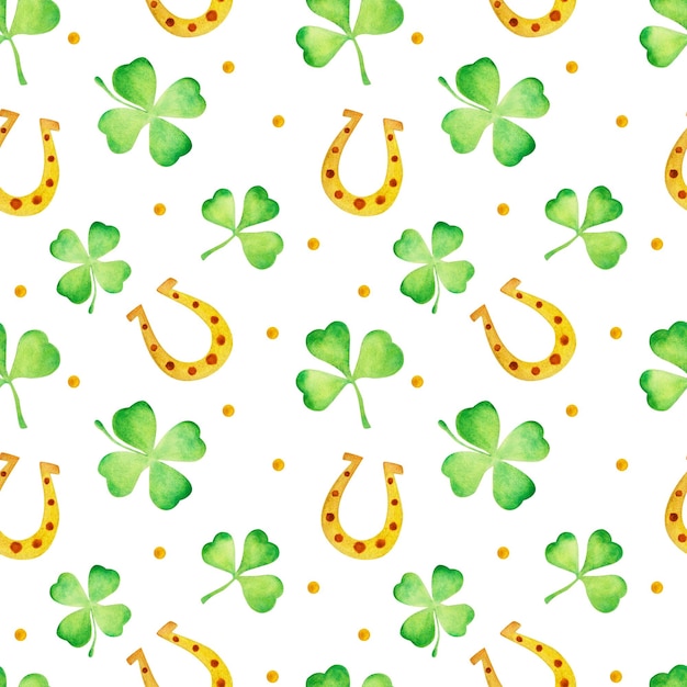 Photo watercolor handmade stpatrick 's day seamless pattern clover and horseshoe