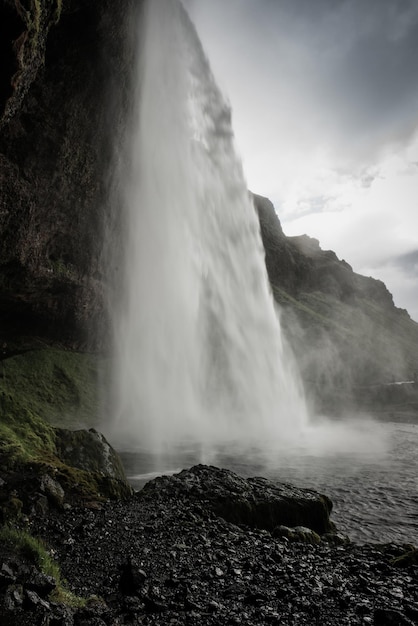 아이슬란드의 폭포 Seljalandsfoss