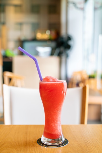 watermelon blend smoothie glass in cafe restaurant