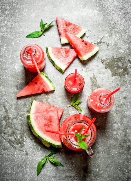 Watermelon juice with mint