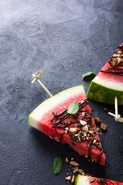 Watermelon slice popsicles with chocolate