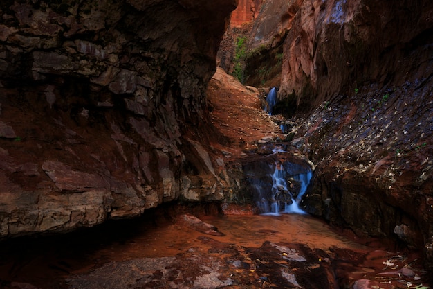 Waterval in Utah Slot Canyon