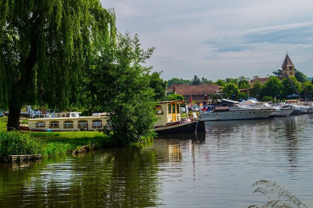 Waterweg van digoin roannebriennonloirefrankrijk