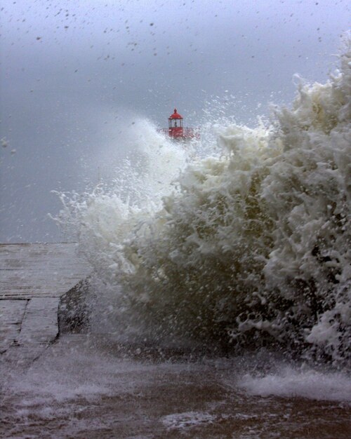 Waves splashing on shore