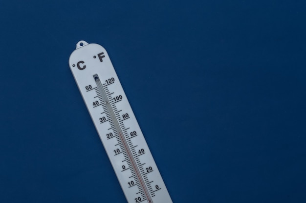 Fahrenheit Scale Thermometer Isolated On A White Background Ambient  Temperature Plus 92 Degrees Stock Photo - Download Image Now - iStock