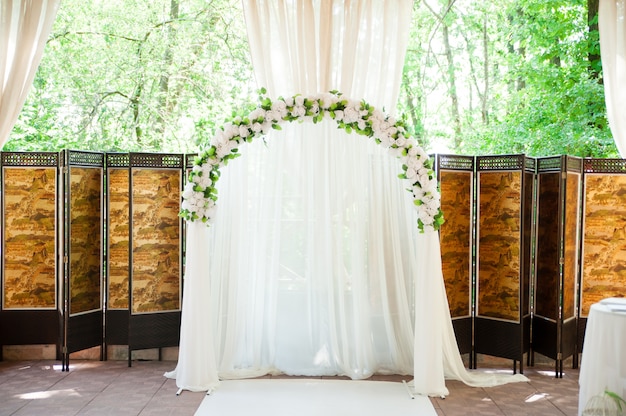 Wedding arch