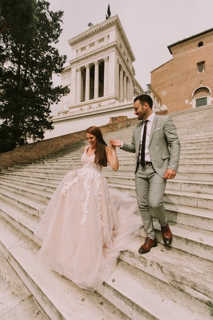 로마, 이탈리아의 웨딩 커플