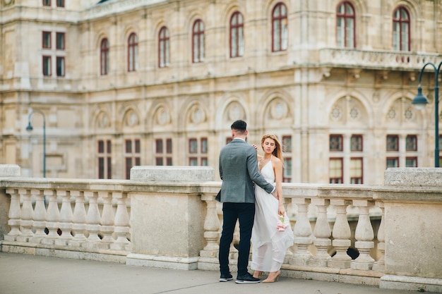 ウィーンの結婚式のカップル