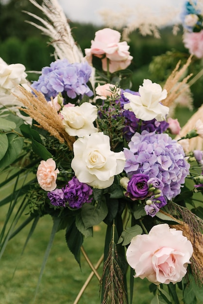 Wedding decor details flower arrangements with hydrangea