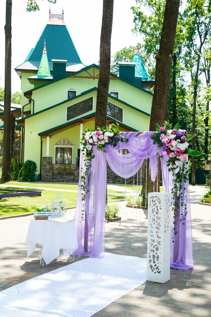 Wedding decorations on the wedding day for the newlyweds