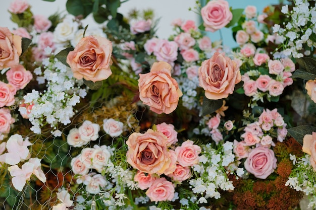 結婚式の花の背景の背景、カラフルな背景、新鮮なバラ、花の束