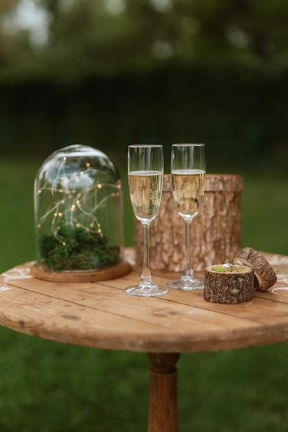 Свадебные бокалы для вина и шампанского
