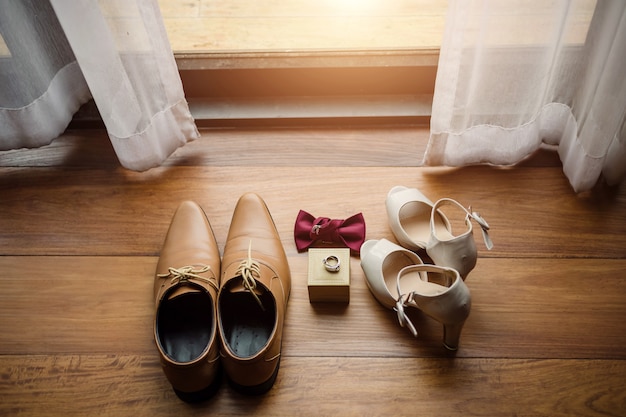 결혼식 날 결혼식 남자 신발 및 Waman 신발