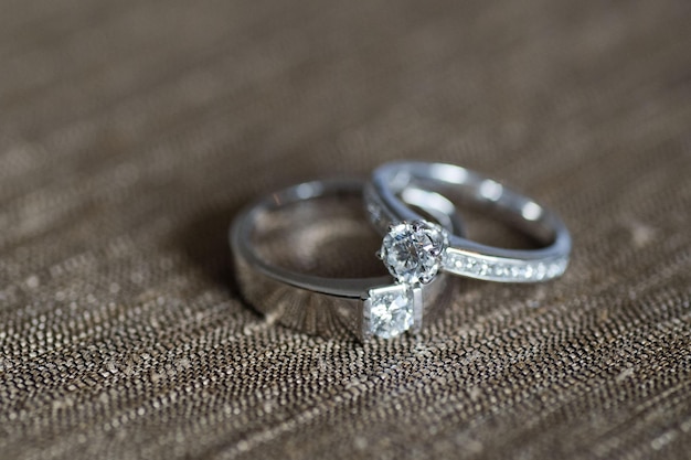 結婚指輪タイの結婚式の宝石の結婚婚約