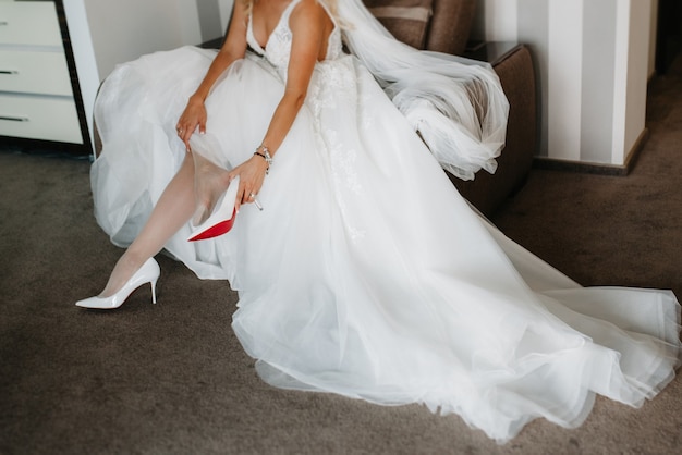 Scarpe da sposa della sposa, bella moda