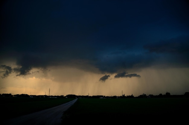 Weg met onweer en regen