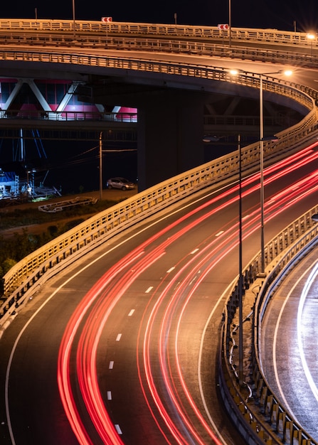 Wegauto lichte strepen. Nachtlicht schilderij strepen.