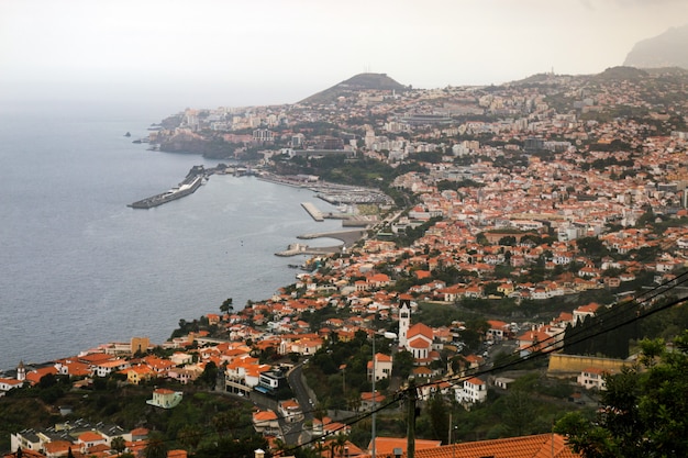 Weids uitzicht op de stad Funchal