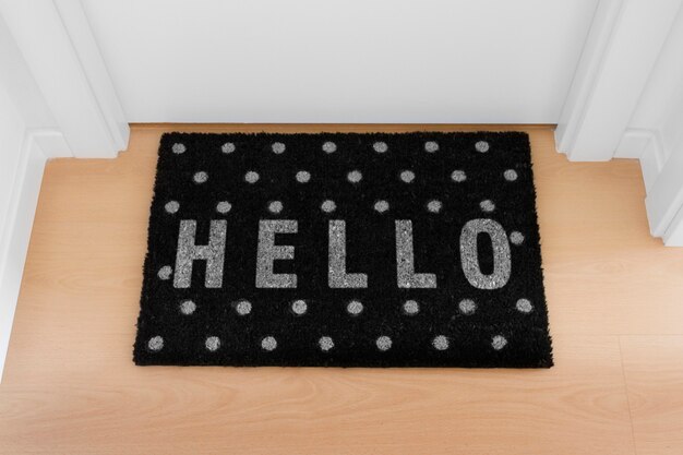 Photo welcome home doormat with close door