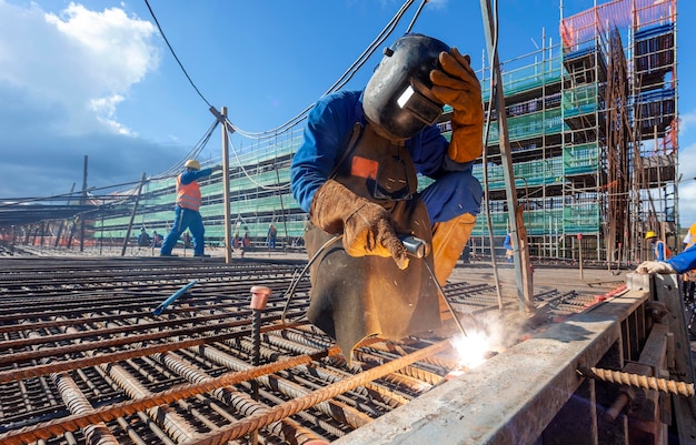 Welding foundation for building