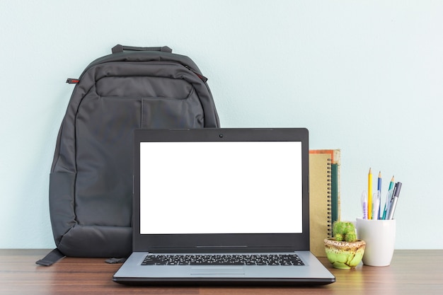 Werkplek desk mockup voor zakenman of student met een kopie ruimte voor tekst