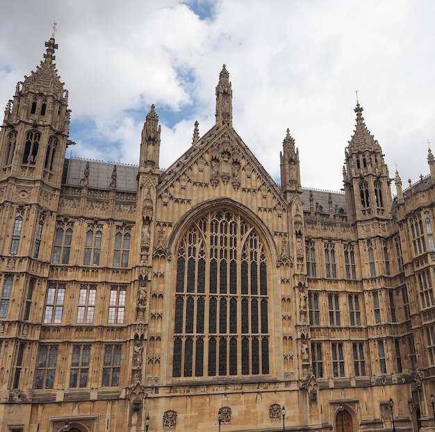 Westminster hall presso la houses of parliament di londra