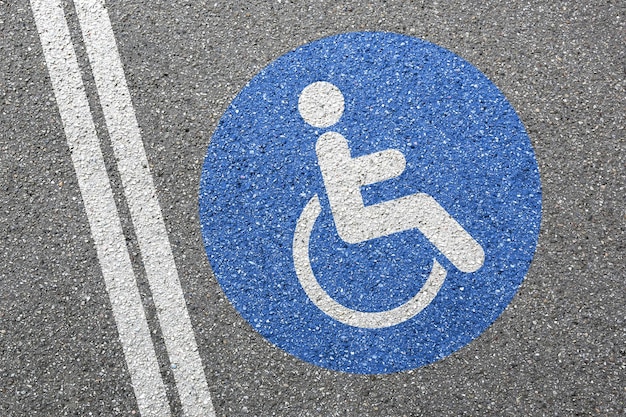 휠체어 휠체어 도로 표지판 장애인 램프 액세스 거리