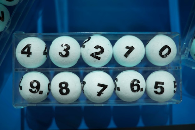 Foto palle bianche per il gioco della lotteria