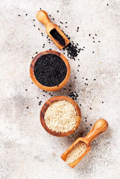 white and black sesame seeds