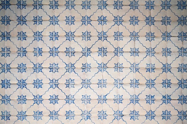 White and blue tile in the wall