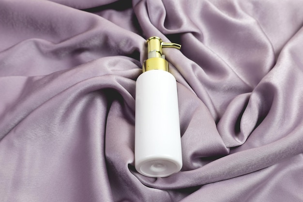 White bottle pump With luxury pump For Soap