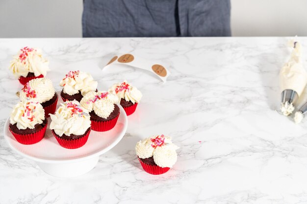 White chocolate ganache frosting