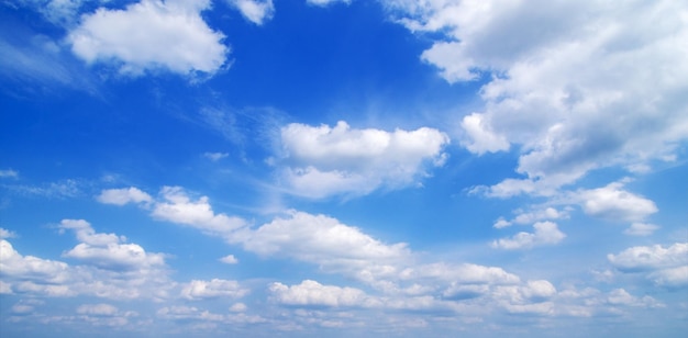 Premium Photo | White clouds in blue sky