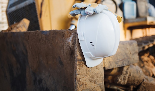 White hard hat, gloves