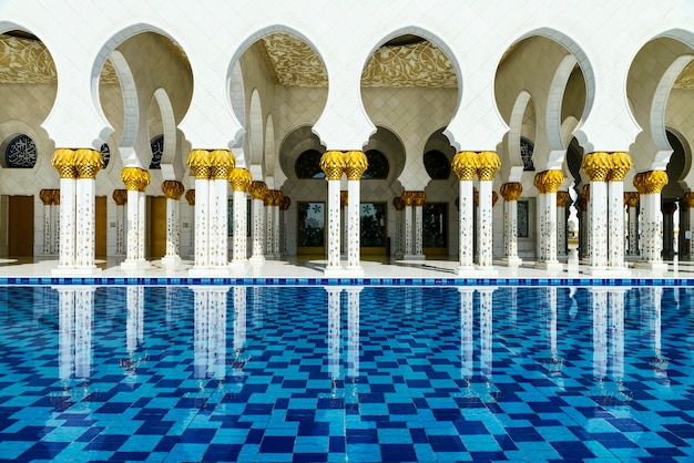 White Mosque arabian style