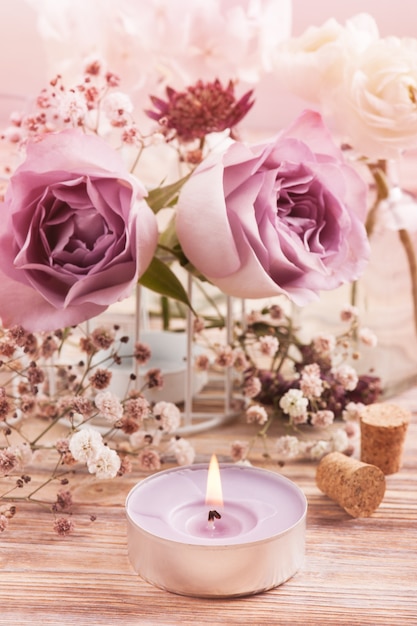 White ranunculus and roses