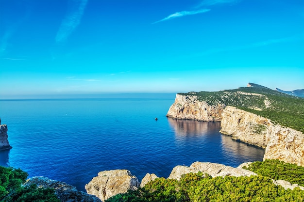 Capo Caccia Sardinia의 흰 바위