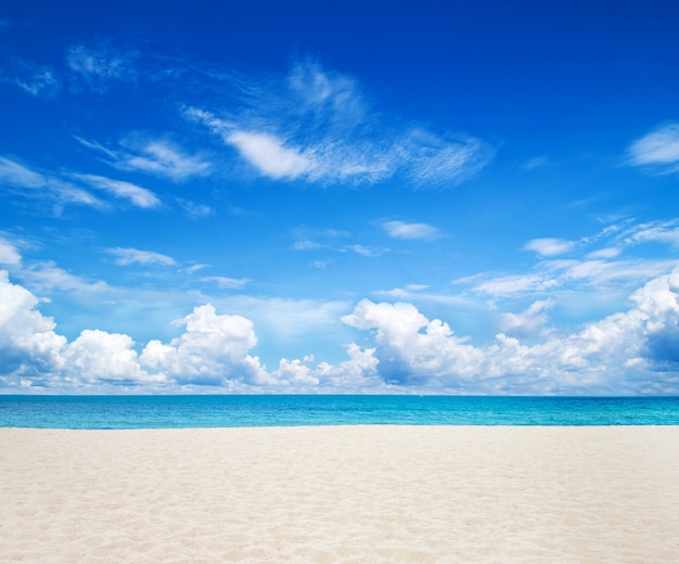 Spiaggia di sabbia bianca