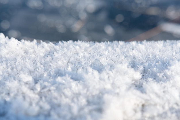 白い雪の質感のクローズアップ