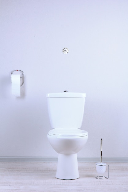 浴室の白い便器