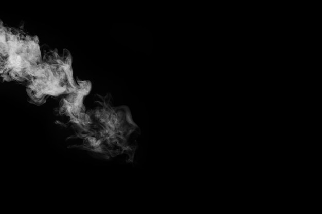 あなたの写真に追加するための黒い背景に白い蒸気の煙完璧な煙の蒸気の香りの香神秘的な写真を作成する煙の背景