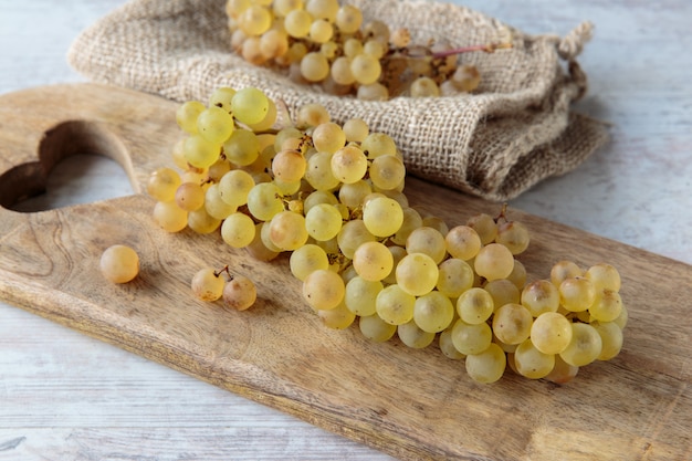 White wine grape