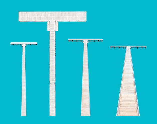 水色の背景に分離されたさまざまな角度で上から白い木製の桟橋xA
