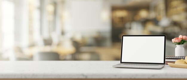 현대적 인 쾌적 한 커피 에 있는 나무 테이블 에 있는 화이트 스크린 노트북 컴퓨터 모