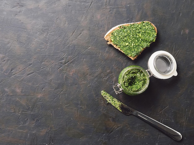 Whole grain rye bread with fresh pesto