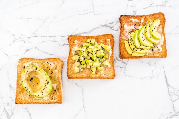 wholewheat bread toast with avocado