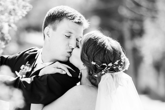 Widding couple outside