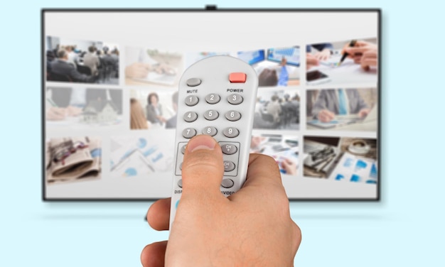 Schermo tv widescreen ad altissima definizione con trasmissione video.
