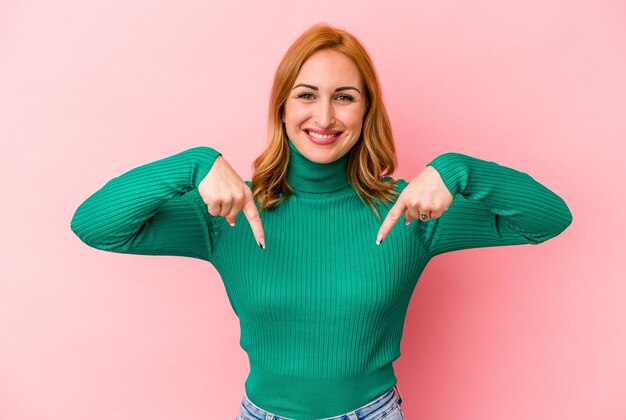 Wijst naar beneden met vingers positief gevoel